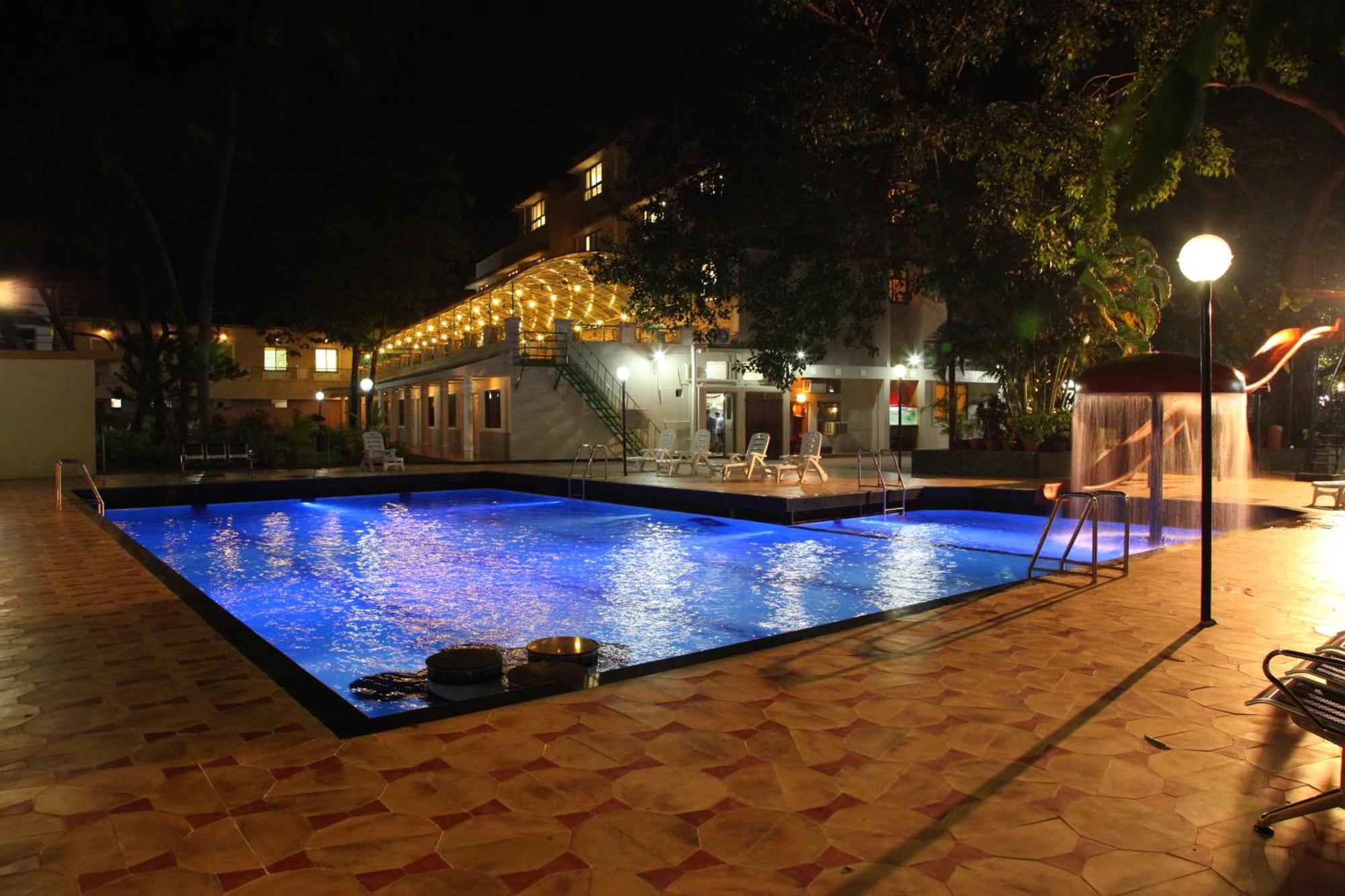 Hotel Ravikiran Alibaug Exteriör bild