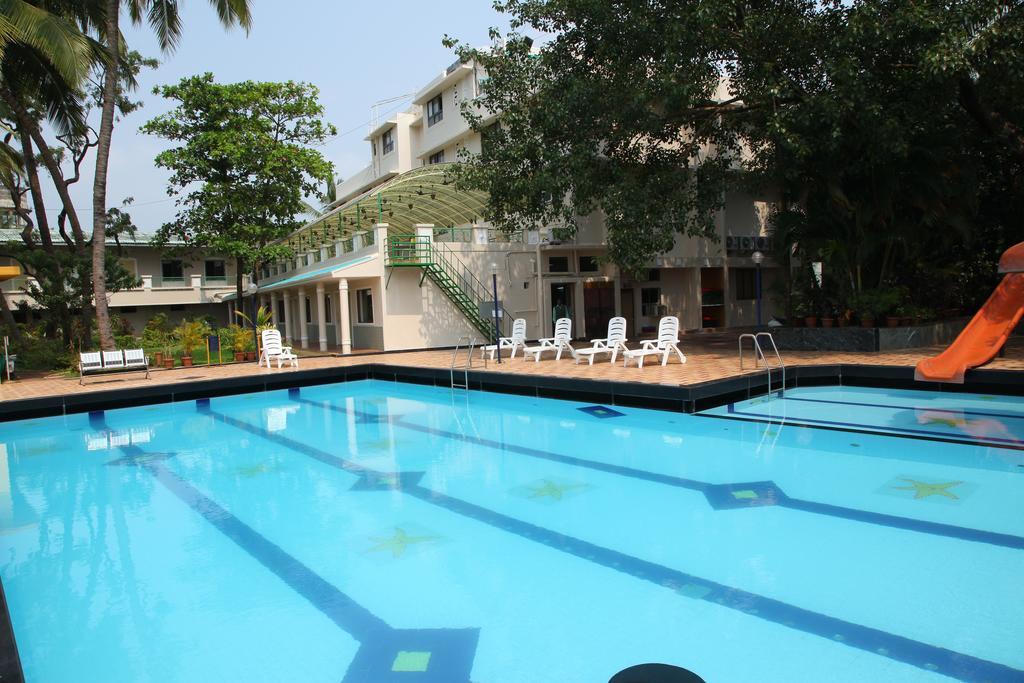 Hotel Ravikiran Alibaug Exteriör bild